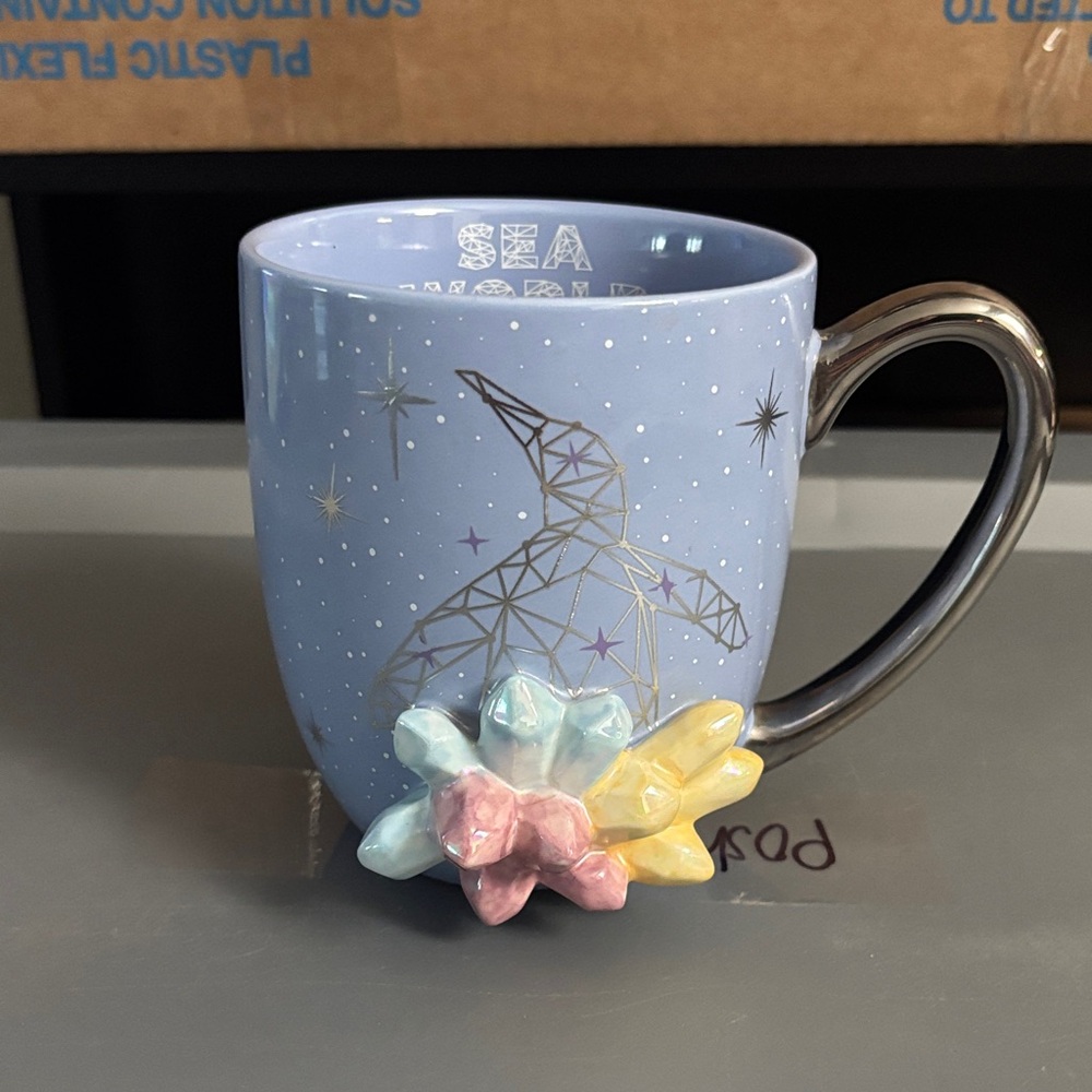 Sea World Blue Mug with Crystal Details